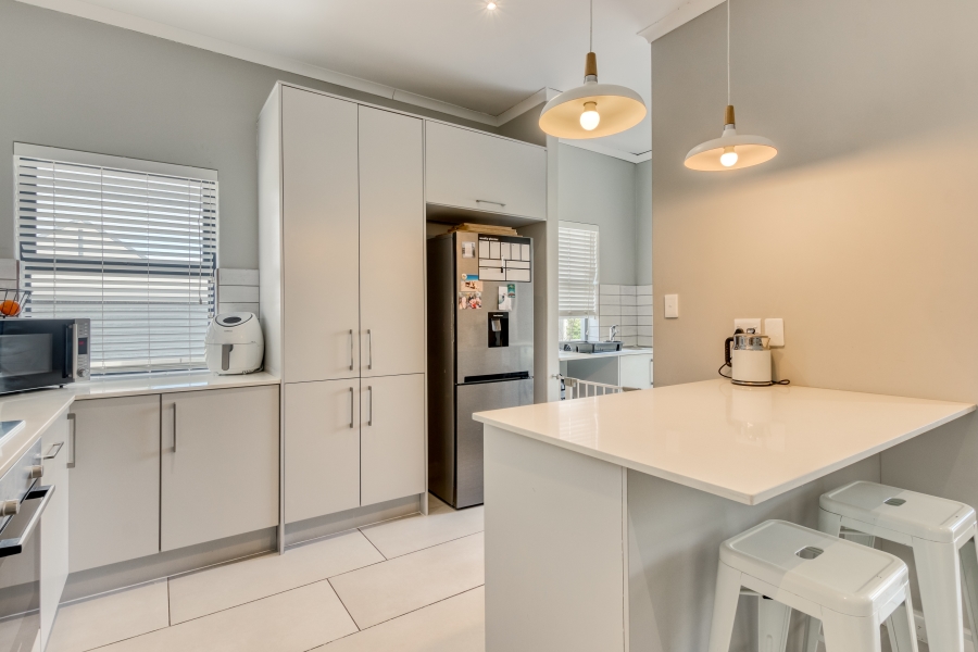 3 Bedroom Property for Sale in Aan de Wijnlanden Western Cape